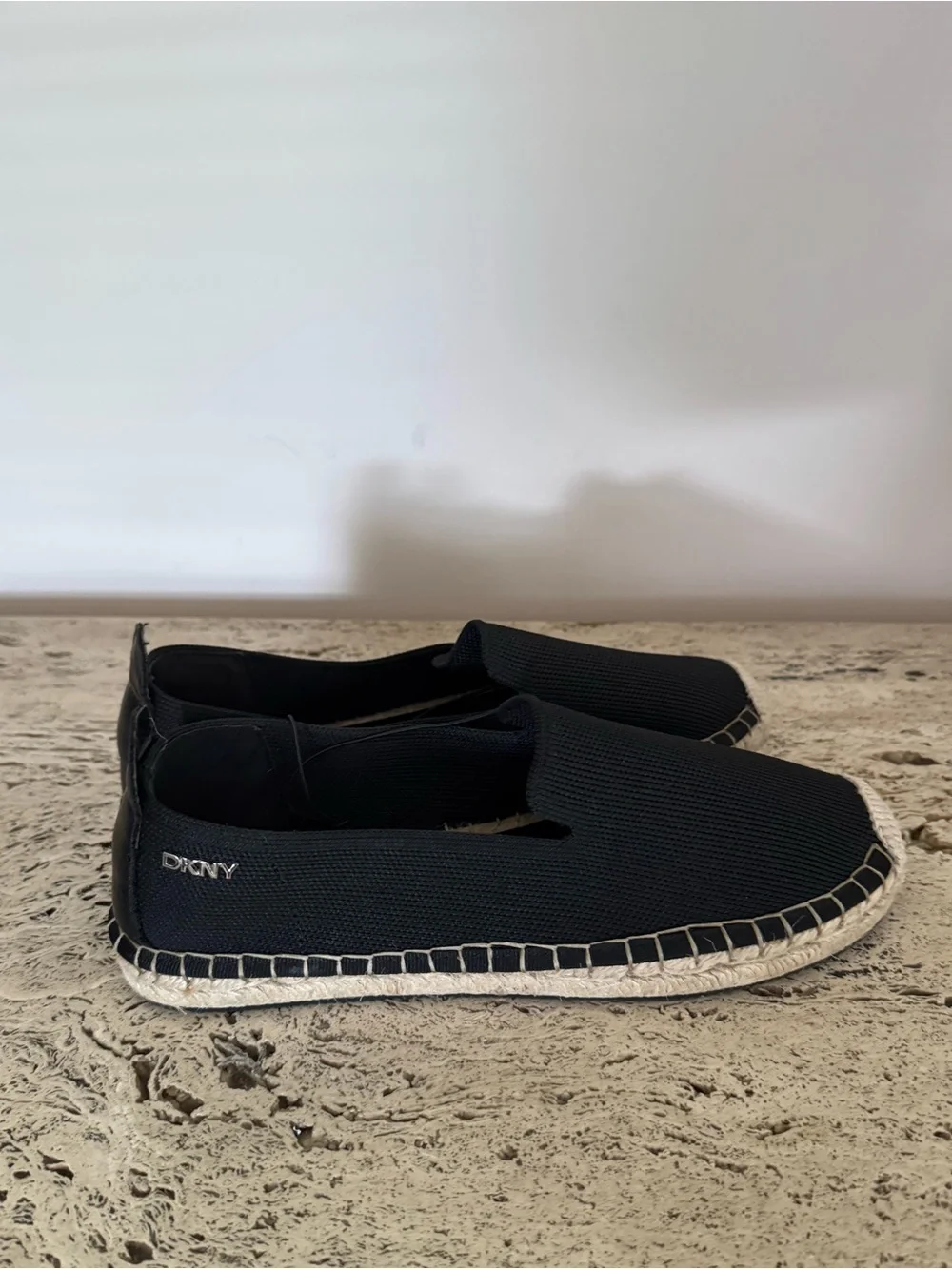 NWOB DKNY MALLANDRA ESPADRILLE. Size 8M. MSRP $119